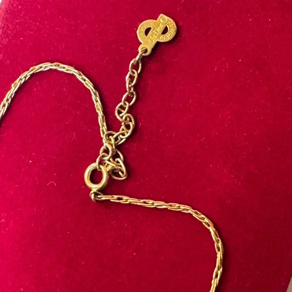 Dior Gold Pendant Necklace - Picture 4 of 10